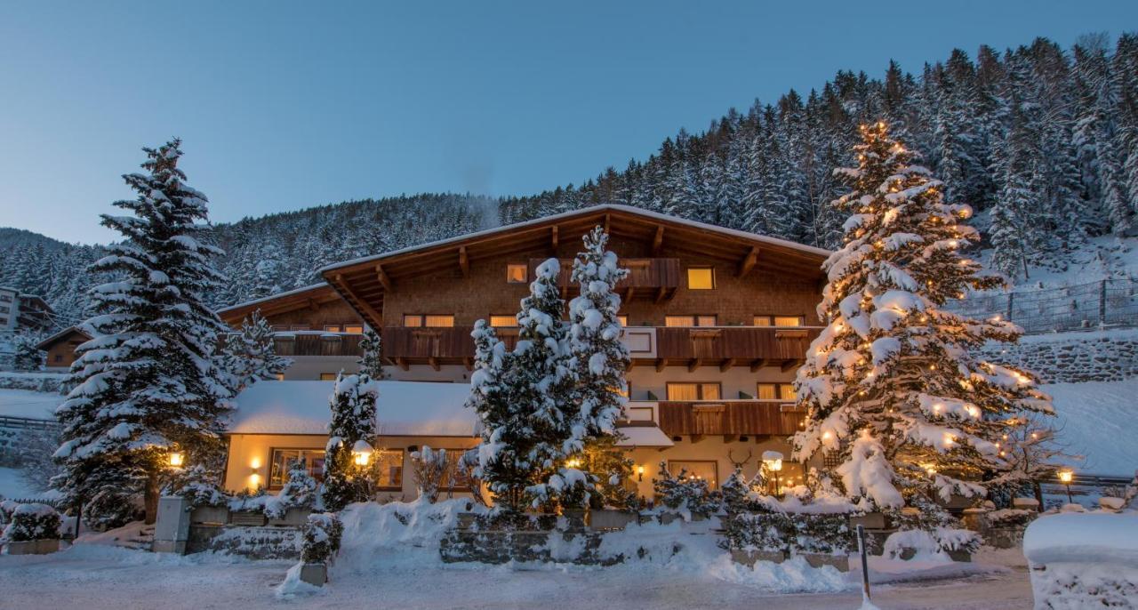 Hotel Pettneuerhof Pettneu am Arlberg Luaran gambar